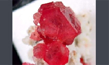 石榴石磨(mo)粉(fen)